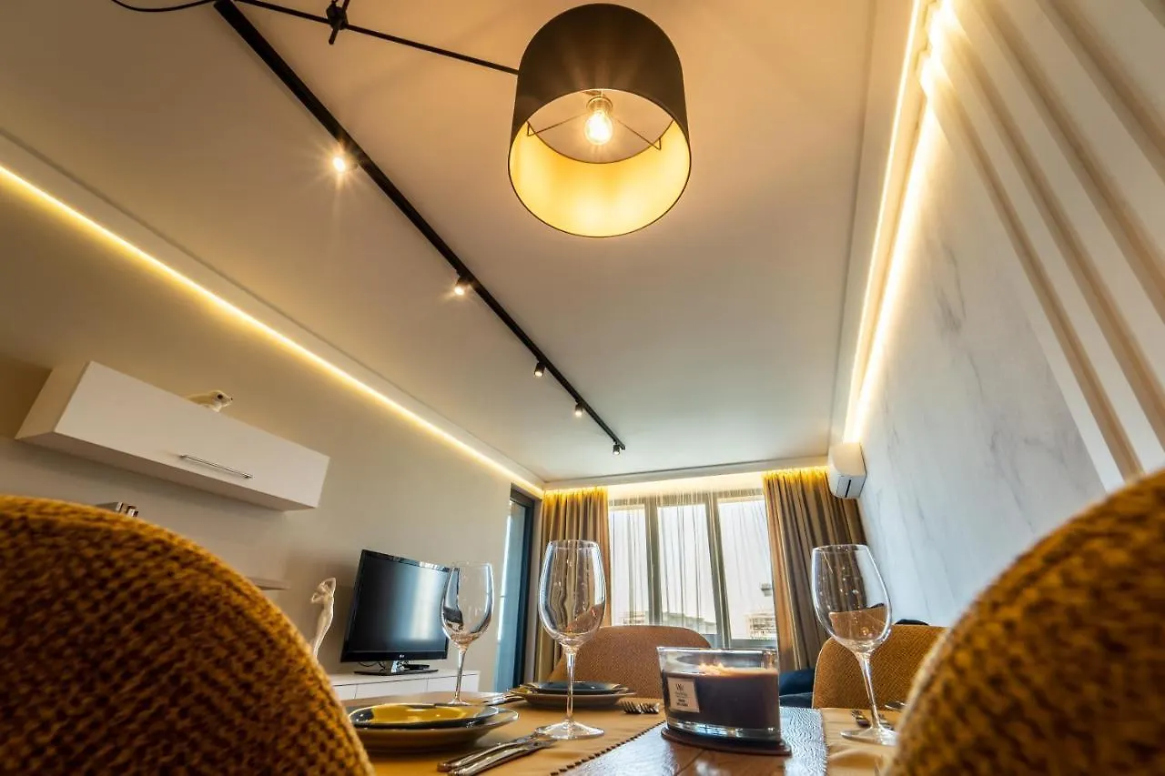 Top Location,Sea ​​View And Luxury Apartments In Symphony Residence ヴァルナ