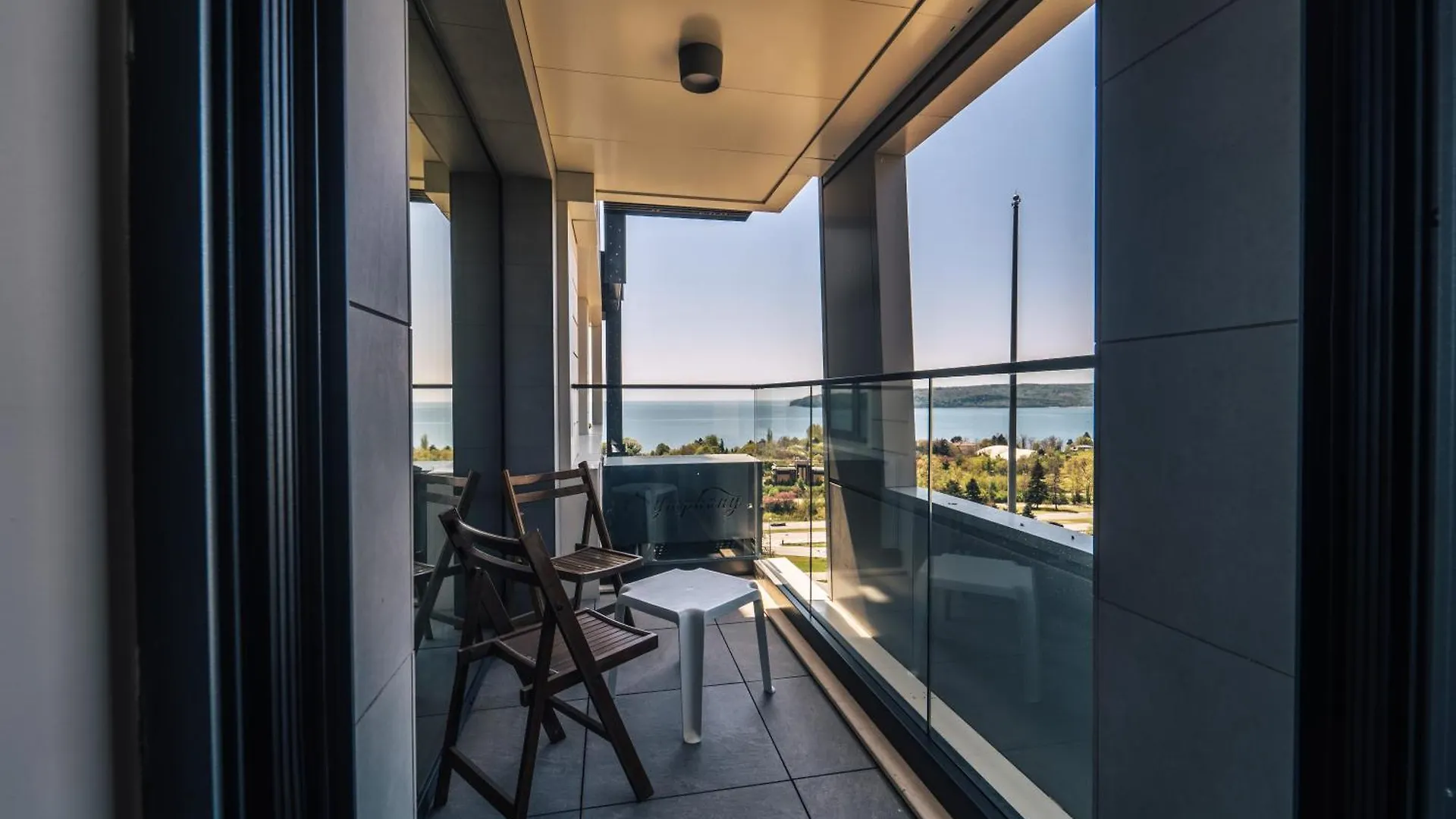 Top Location,Sea ​​View And Luxury Apartments In Symphony Residence ヴァルナ